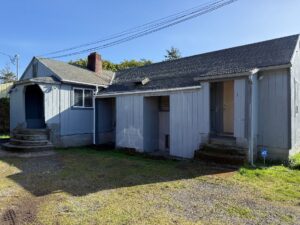 289 N Wall St #2 Coos Bay OR 97420